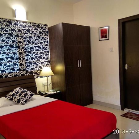 Red Arrow Residency Hotel Kolkata Ngoại thất bức ảnh